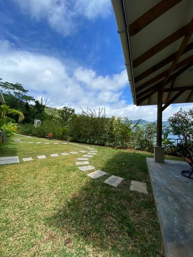Sorento Sur Mer Victoria Bed & Breakfast