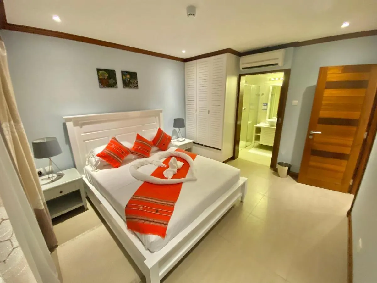 Sorento Sur Mer Victoria 0*,  Seychelles